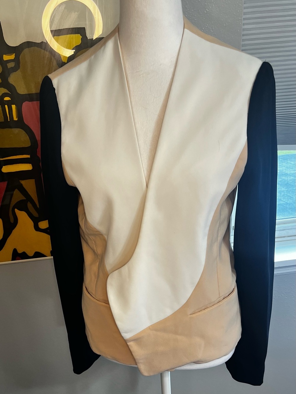 DIANE VON FURSTENBERG DVF
Colorblock Feriha Blazer 10 Navy Tan
Cream - Picture 2 of 13